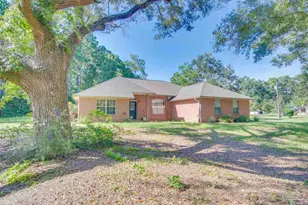 174 Emmons Ln, Pensacola, FL 32506 - Photo 1