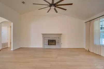 174 Emmons Ln, Pensacola, FL 32506 - Photo 7