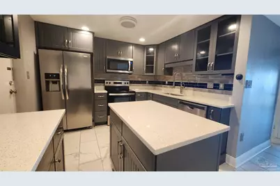 615 Bayshore Dr #902, Pensacola, FL 32507 - Photo 3