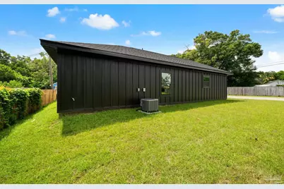2420 W Blount St, Pensacola, FL 32505 - Photo 31