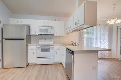 1935 Wyatt St, Pensacola, FL 32514 - Photo 7