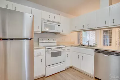 1935 Wyatt St, Pensacola, FL 32514 - Photo 5