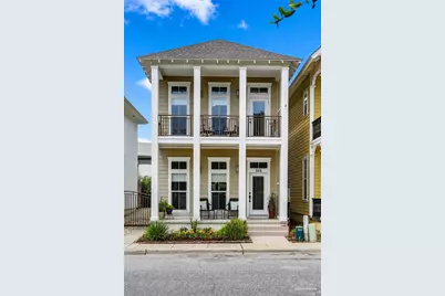 566 Santos St, Pensacola, FL 32502 - Photo 1