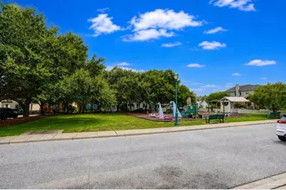 566 Santos St, Pensacola, FL 32502 - Photo 43