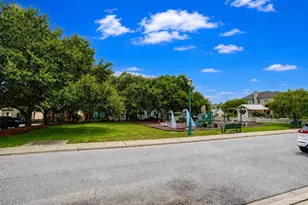 566 Santos St, Pensacola, FL 32502 - Photo 43