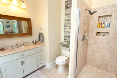 566 Santos St, Pensacola, FL 32502 - Photo 19