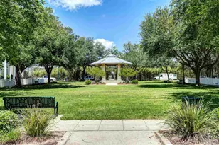 566 Santos St, Pensacola, FL 32502 - Photo 53