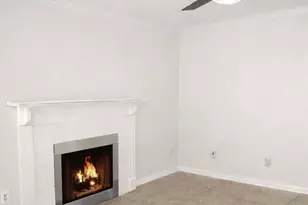 7225 W Fairfield Dr, Pensacola, FL 32506 - Photo 5