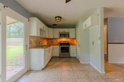 136 Shady Ln, Crestview, FL 32536 - Photo 7