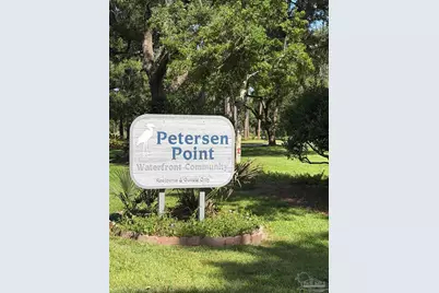 7776 Petersen Pt Rd, Milton, FL 32583 - Photo 3