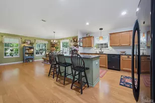 3279 Massena Dr, Pensacola, FL 32526 - Photo 5