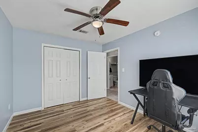 8263 Continental Ct, Pensacola, FL 32506 - Photo 13