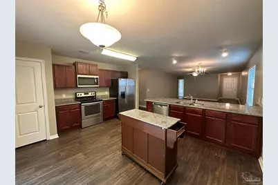 10641 Senegal Dr, Pensacola, FL 32534 - Photo 5