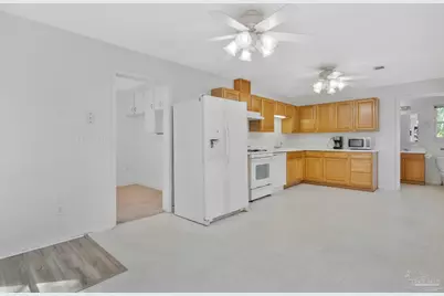 12 Dewitt Dr, Pensacola, FL 32507 - Photo 15