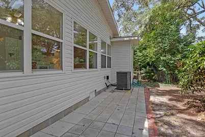 12 Dewitt Dr, Pensacola, FL 32507 - Photo 43