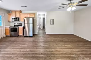 9241 Mabel St, Pensacola, FL 32514 - Photo 5