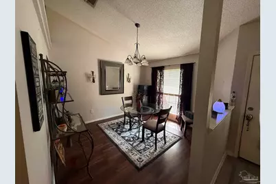 5825 Ashton Woods Cir, Milton, FL 32570 - Photo 5