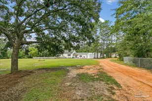 4271 Sondras Way, Milton, FL 32583 - Photo 5