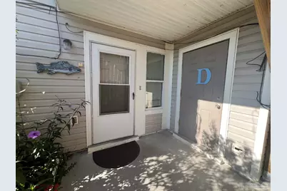 1301 Redwood Ln #D, Gulf Breeze, FL 32563 - Photo 17