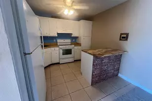 1301 Redwood Ln, Gulf Breeze, FL 32563 - Photo 9