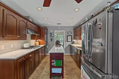 860 Copper Ridge Dr, Cantonment, FL 32533 - Photo 5