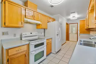8610 Hickory Hammock Rd, Milton, FL 32583 - Photo 5