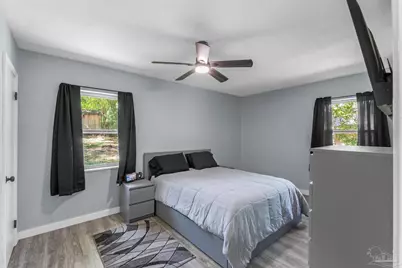22 Srant Dr, Pensacola, FL 32507 - Photo 5