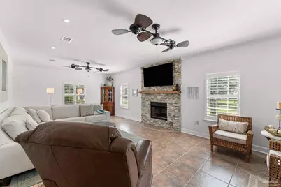 1928 Lodgepole Dr, Milton, FL 32583 - Photo 11