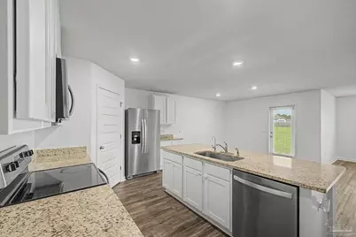 7554 Saddlebrook Ave, Pace, FL 32571 - Photo 9