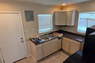 800 W Gonzalez St, Pensacola, FL 32501 - Photo 7