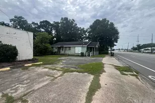 2410 N Pace Blvd, Pensacola, FL 32505 - Photo 5