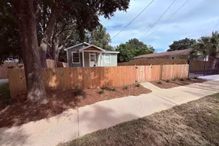 1212 N E St, Pensacola, FL 32501 - Photo 29