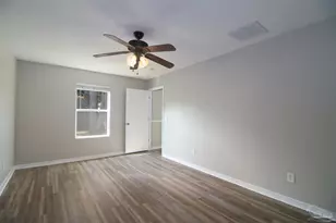 609 Saleta St, Pensacola, FL 32534 - Photo 11
