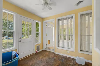 2619 Barefoot Creek Cir, Navarre, FL 32566 - Photo 21
