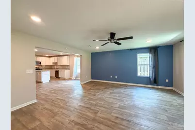 7305 Lakeside Oak Ct, Pensacola, FL 32526 - Photo 11