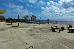825 Bayshore Dr, Pensacola, FL 32507 - Photo 33