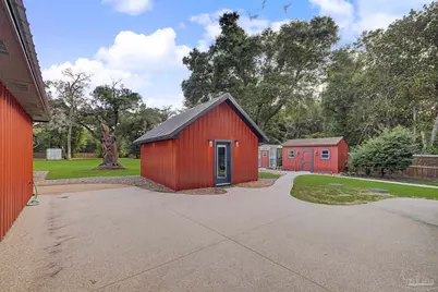 7465 Lakeside Dr, Milton, FL 32583 - Photo 47
