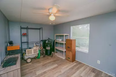 5248 Peacock Rd, Milton, FL 32570 - Photo 17