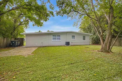 87 S Garfield Dr, Pensacola, FL 32505 - Photo 5