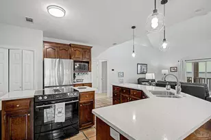 4504 Bayside Dr, Milton, FL 32583 - Photo 13