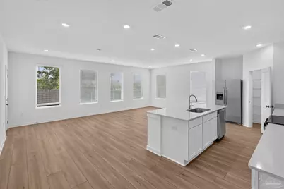 5959 Serrate St #HS 25J, Pace, FL 32571 - Photo 7
