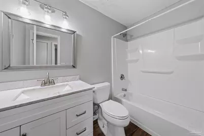 7663 Old Hickory Dr, Pensacola, FL 32507 - Photo 11