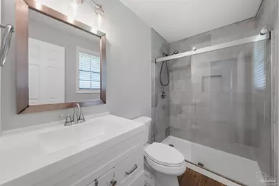 7663 Old Hickory Dr, Pensacola, FL 32507 - Photo 9