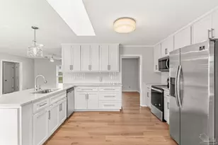 4200 Lynn Ora Dr, Pensacola, FL 32504 - Photo 3