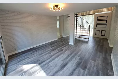 243 Euclid St, Pensacola, FL 32503 - Photo 5