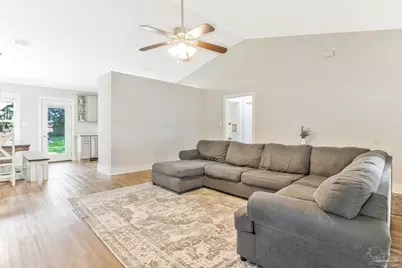 6404 Aspen Ave, Milton, FL 32570 - Photo 11