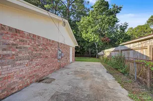 10758 Jolyne Dr, Pensacola, FL 32506 - Photo 23