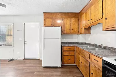 2411 N E St, Pensacola, FL 32507 - Photo 5