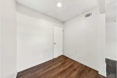 2411 N E St, Pensacola, FL 32507 - Photo 13