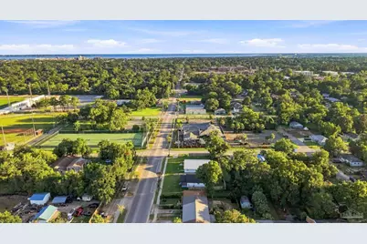2411 N E St, Pensacola, FL 32507 - Photo 49